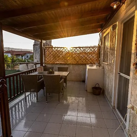 Casa Francesca Vrachati